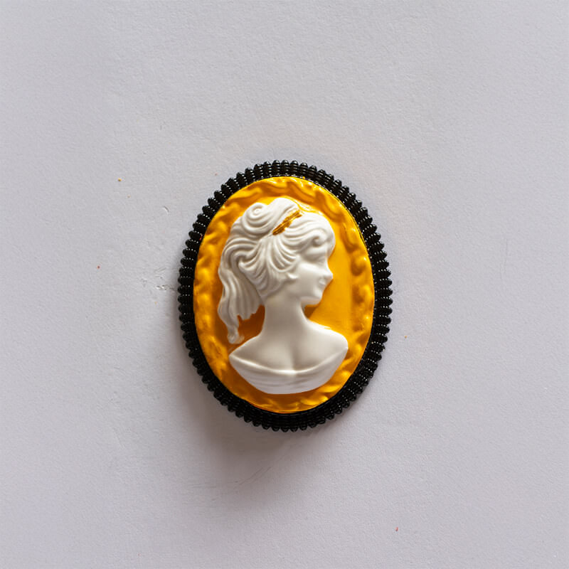 La Belle Olympe - La Solaire Coiffée - Support Noir
